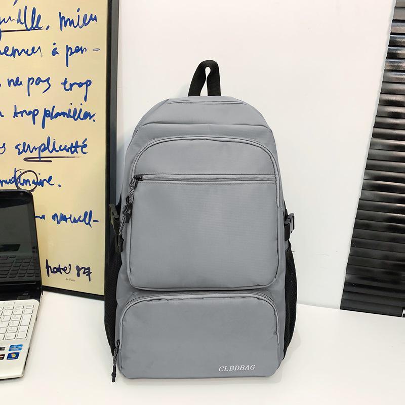 Стильный вместительный деловой рюкзак для ноутбуков серый